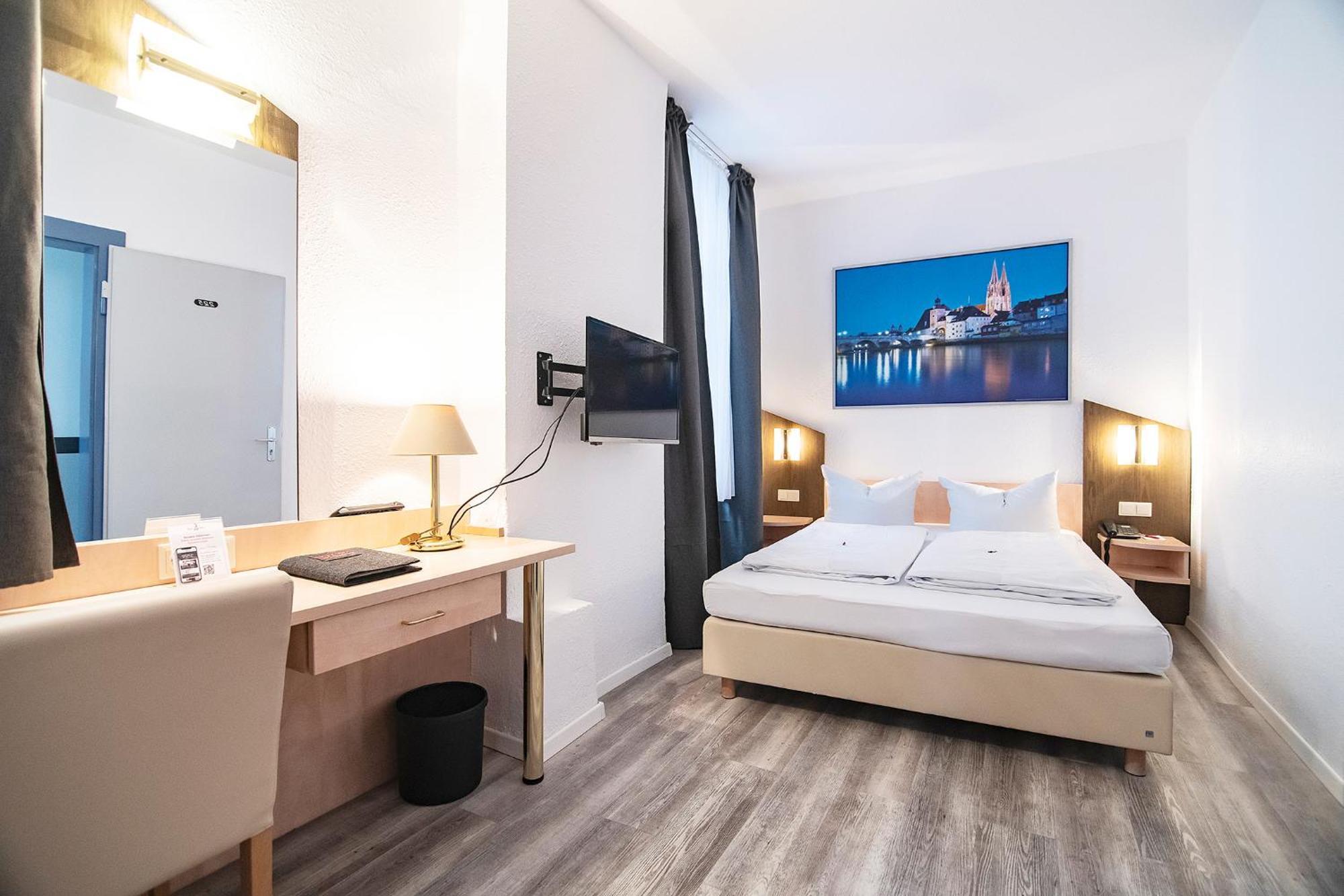 Hotel Weidenhof Регенсбург Экстерьер фото